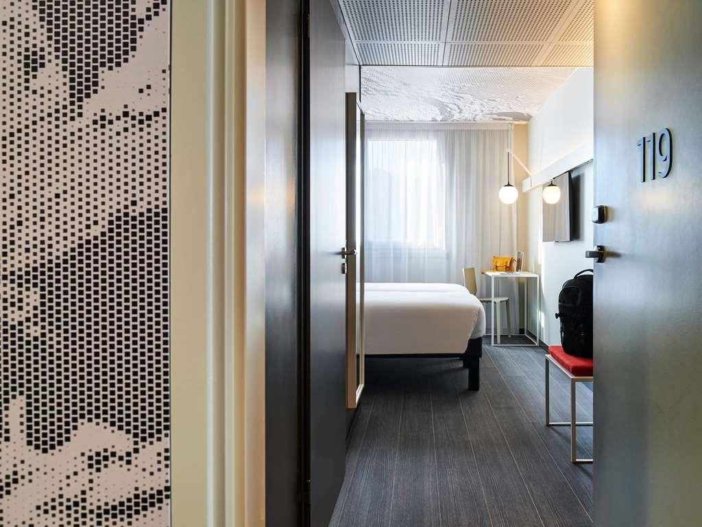 Ibis Montlhery Paris Sud Kamer foto